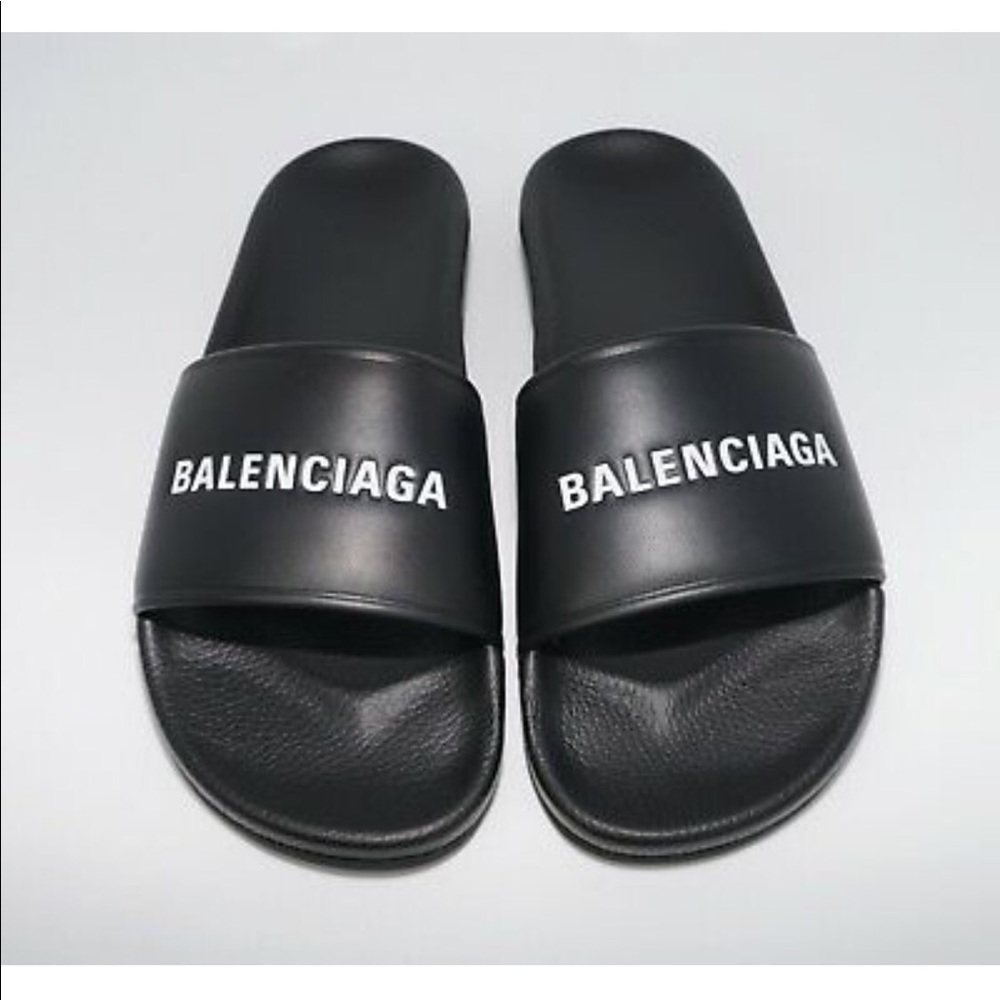 Authentic BALENCIAGA Slides Sandal!!